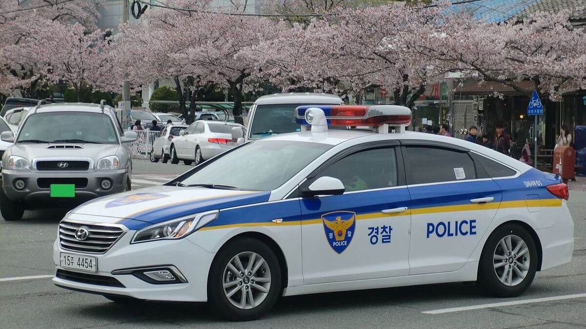 Суровое наказание за скам. Полиция Кореи. Источник: CCN. Фото.