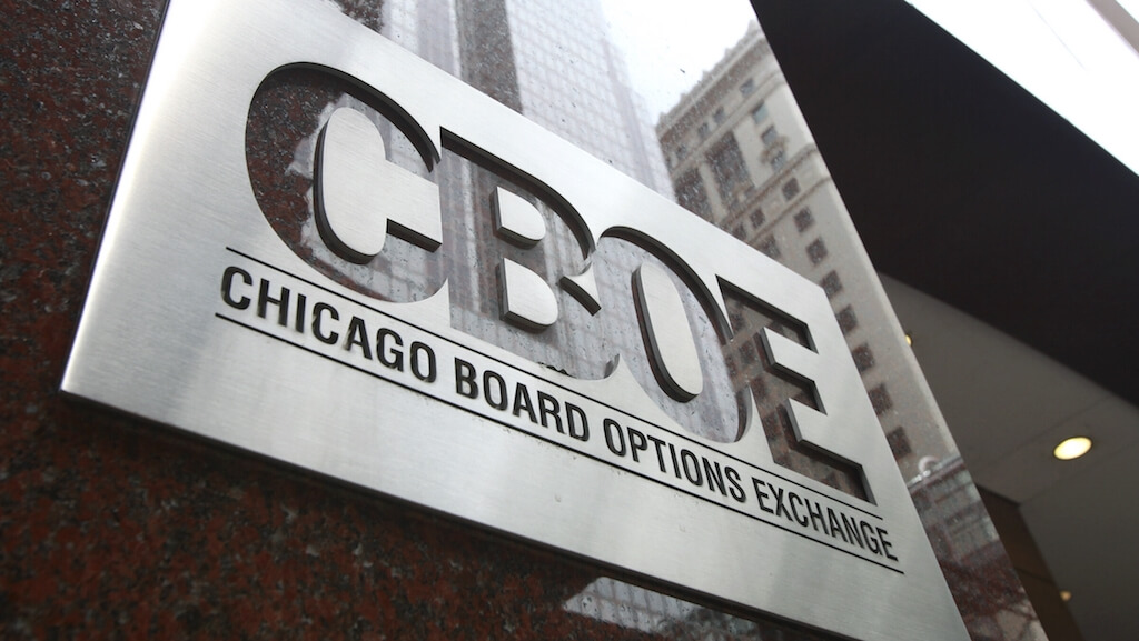 Есть время закупиться: чикагская CBOE перенесла старт торгов биткоин-фьючерсами. Фото.