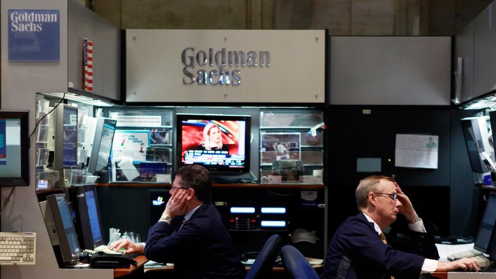 Аналитик Goldman Sachs предсказал крах большинства криптовалют. Фото.