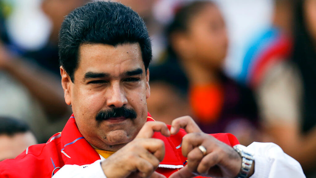 Николас Мадуро разрешил покупать Эль Петро за рубли и криптовалюту. Фото.