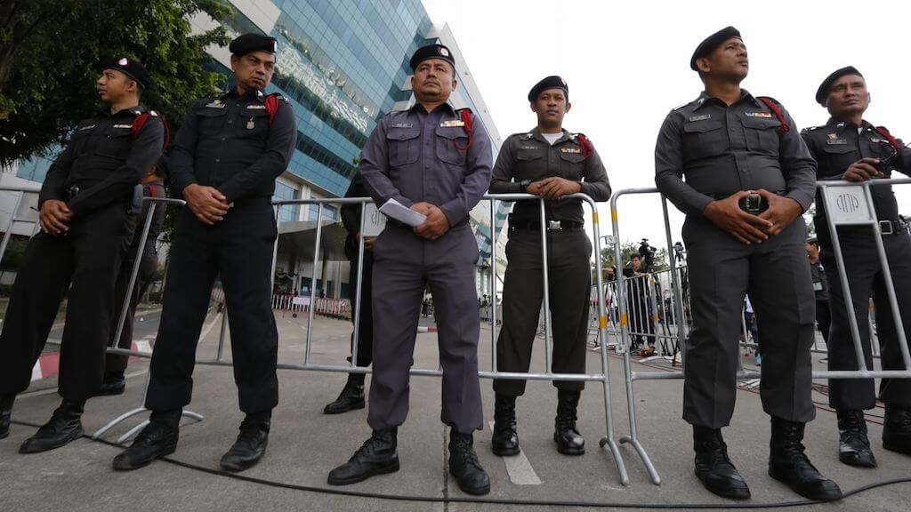 В Бангкоке задержали россиянина со 100 тысячами биткоинов в кошельке. Фото.