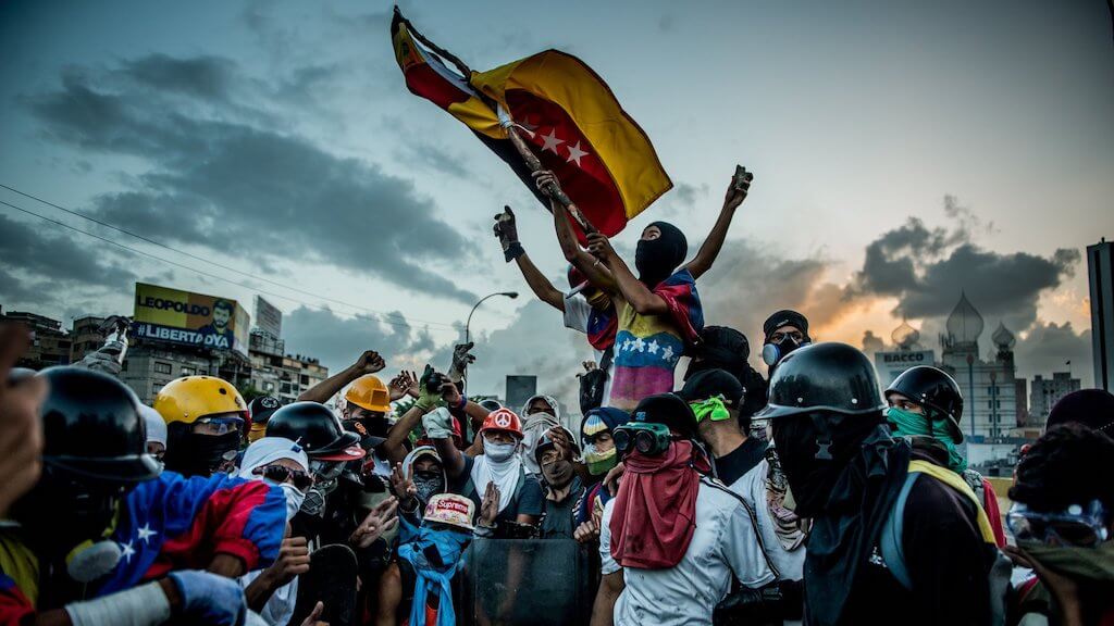 Венесуэла получила 735 миллионов на предварительной продаже El Petro. Фото.