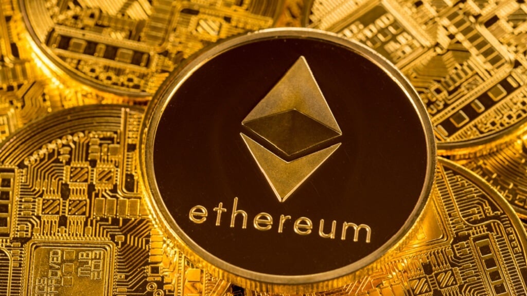 Аналитики deVere Group: Ethereum вырастет до 2,5 тысячи долларов к концу 2018 года. Фото.