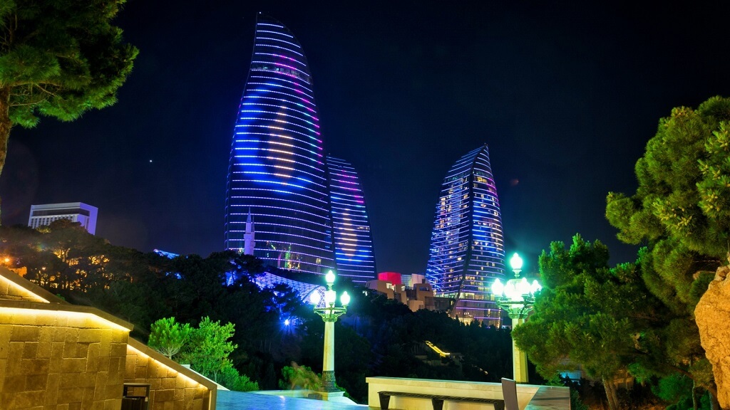 Азербайджан введёт налог на прибыль от операций с криптовалютой. Фото.