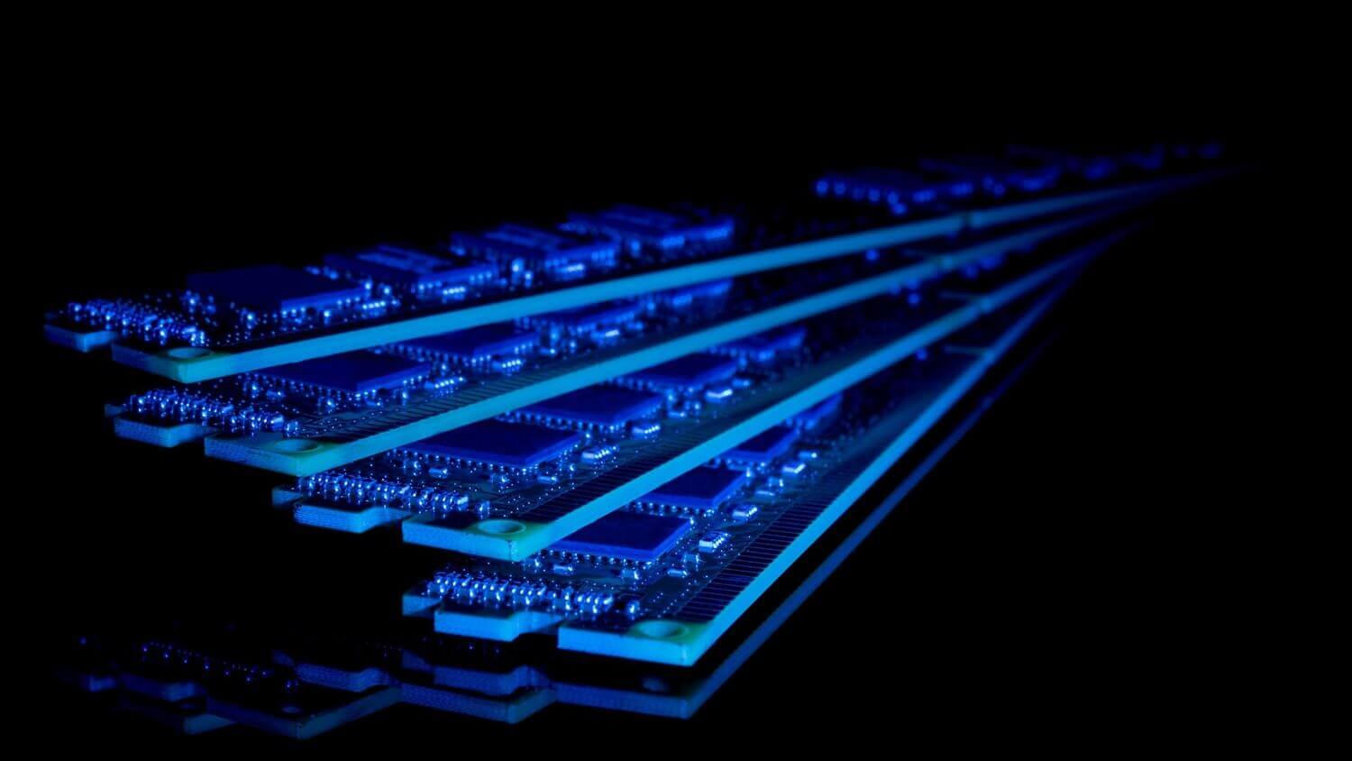 В сети EOS резко подорожала оперативная память. В чём причина?. Рост цены EOS отразился на операционной памяти.. Фото.