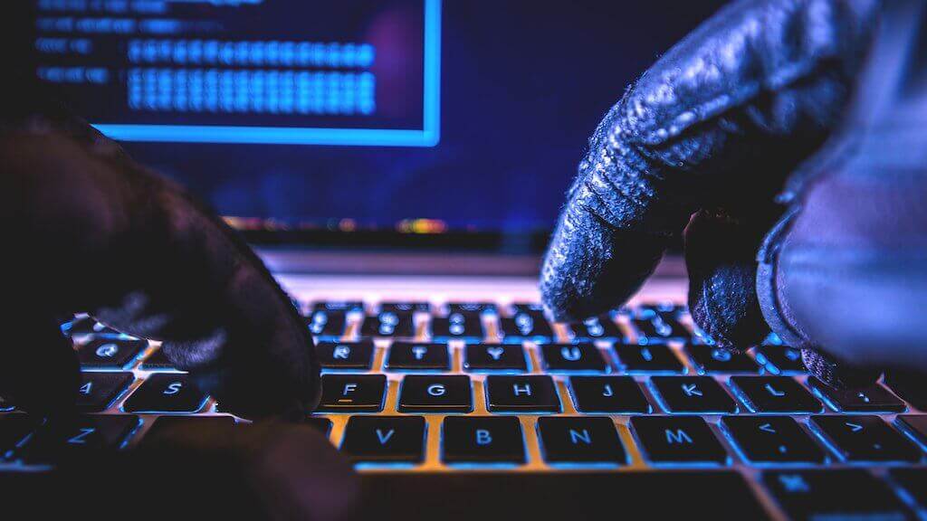 Хакеры снова атакуют. Фото: Shutterstock. Фото.