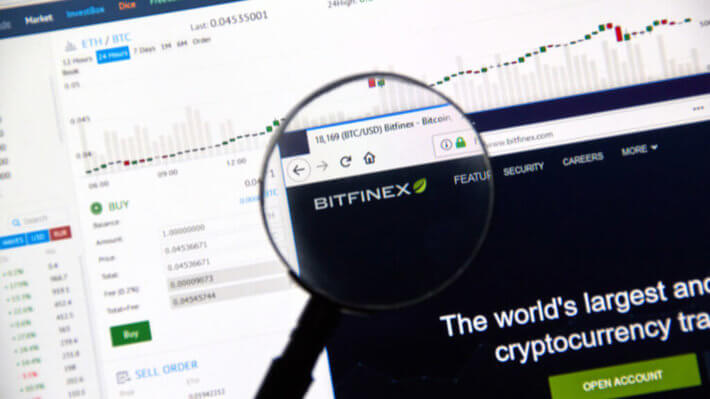 Что случилось с Bitfinex? Биржа не принимает валютные депозиты. Фото.