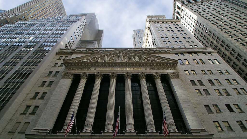 Wall Street Journal: продажа и скорый выкуп Биткоина может снизить расходы по налогам. Фото.