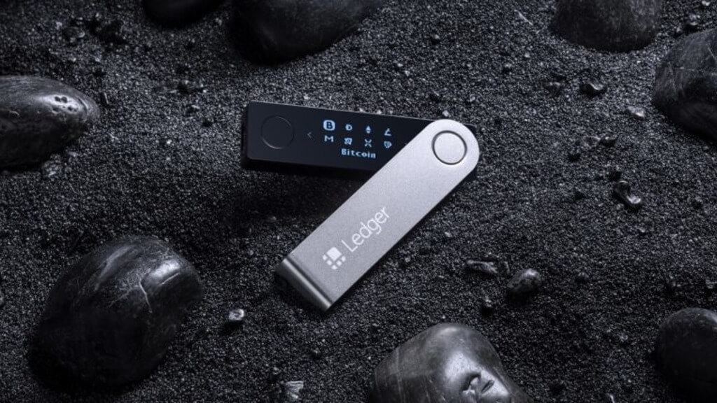 Итоги CES 2019: Ledger представила новый кошелёк Nano X с поддержкой Bluetooth. Фото.