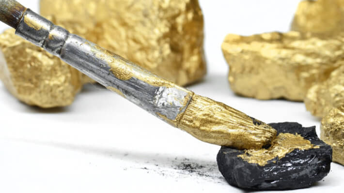 Золоту ещё далеко до Биткоина. Рынок драгоценных металлов переполнен «поддельными» слитками. Фото.
