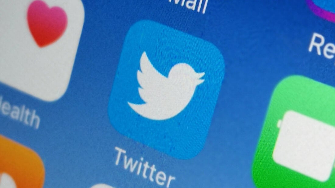 Твиттер удалит неактивные аккаунты, но это не поможет в борьбе с криптомошенниками. Фото.