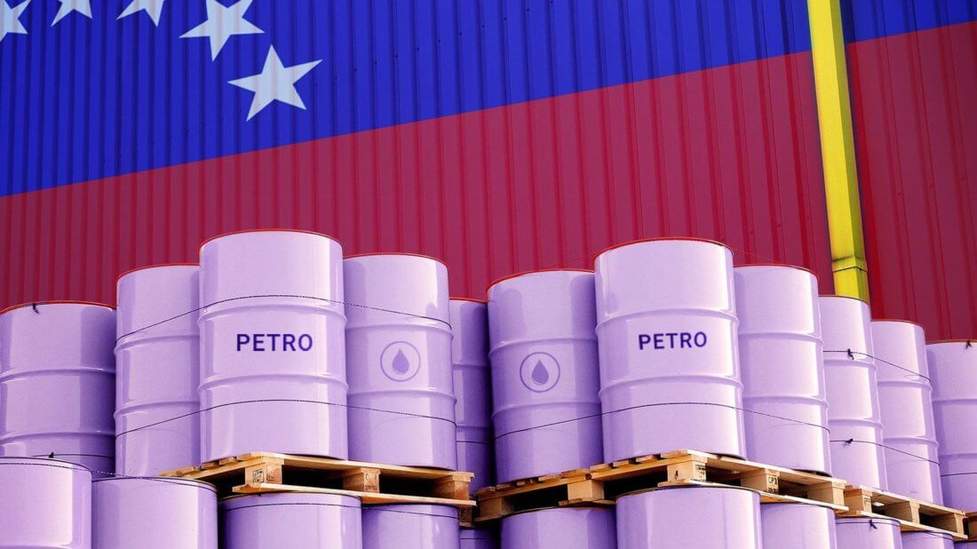 Правительство Венесуэлы раздаст криптовалюту Petro жителям страны. Фото.