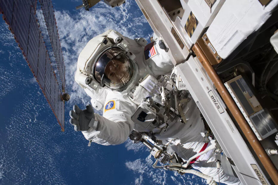 На Международной космической станции появилась Биткоин-нода. Фото.