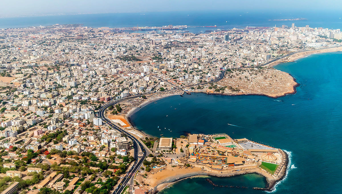 Почему проект криптогорода Akon City может провалиться? Криптогород Эйкона будет построен в непосредственной близости от Дакара в Сенегале. Источник: Shutterstock. Фото.
