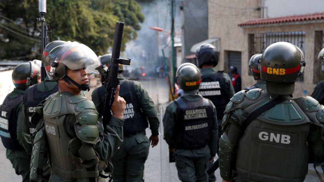 Национальная гвардия Венесуэлы изъяла у местного бизнесмена сотни майнеров для добычи Биткоина. Фото.