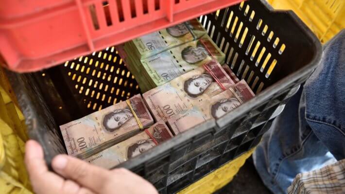 деньги Венесуэла блокчейн майнинг