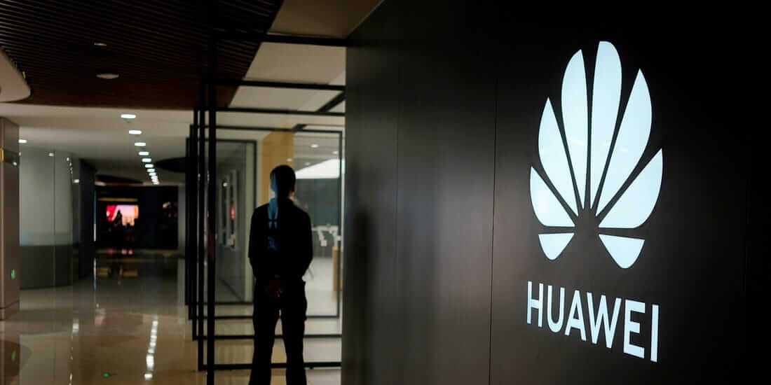 Каким будет новый смартфон от Huawei? В торговой войне Huawei до сих пор несет потери из-за санкций. Фото.