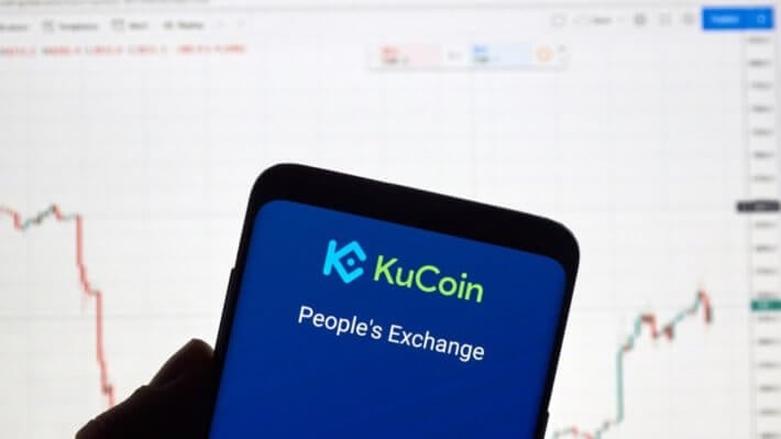 Криптовалютная биржа KuCoin вернула большую часть украденных средств после взлома. Фото.