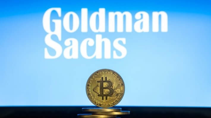 Банковский гигант Goldman Sachs будет предлагать своим клиентам вкладывать в Биткоин и другие цифровые активы. Фото.