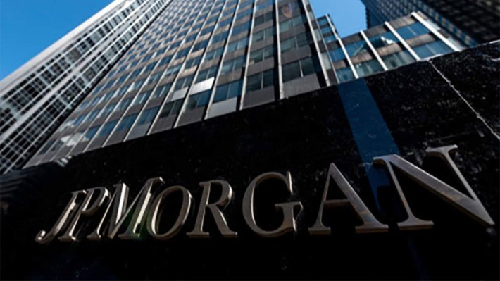Руководитель JP Morgan всё ещё не верит в Биткоин, но клиенты его банка хотят покупать криптовалюту. Фото.