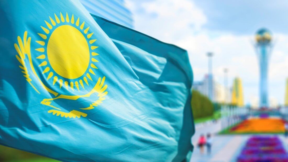 Казахстан флаг Биткоин