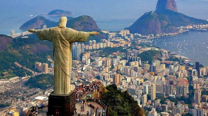 Рио-де-Жанейро город статуя