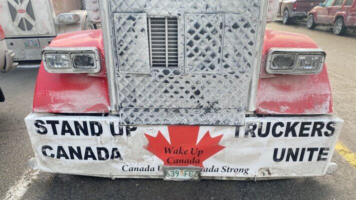 Канада протесты дальнобойщики