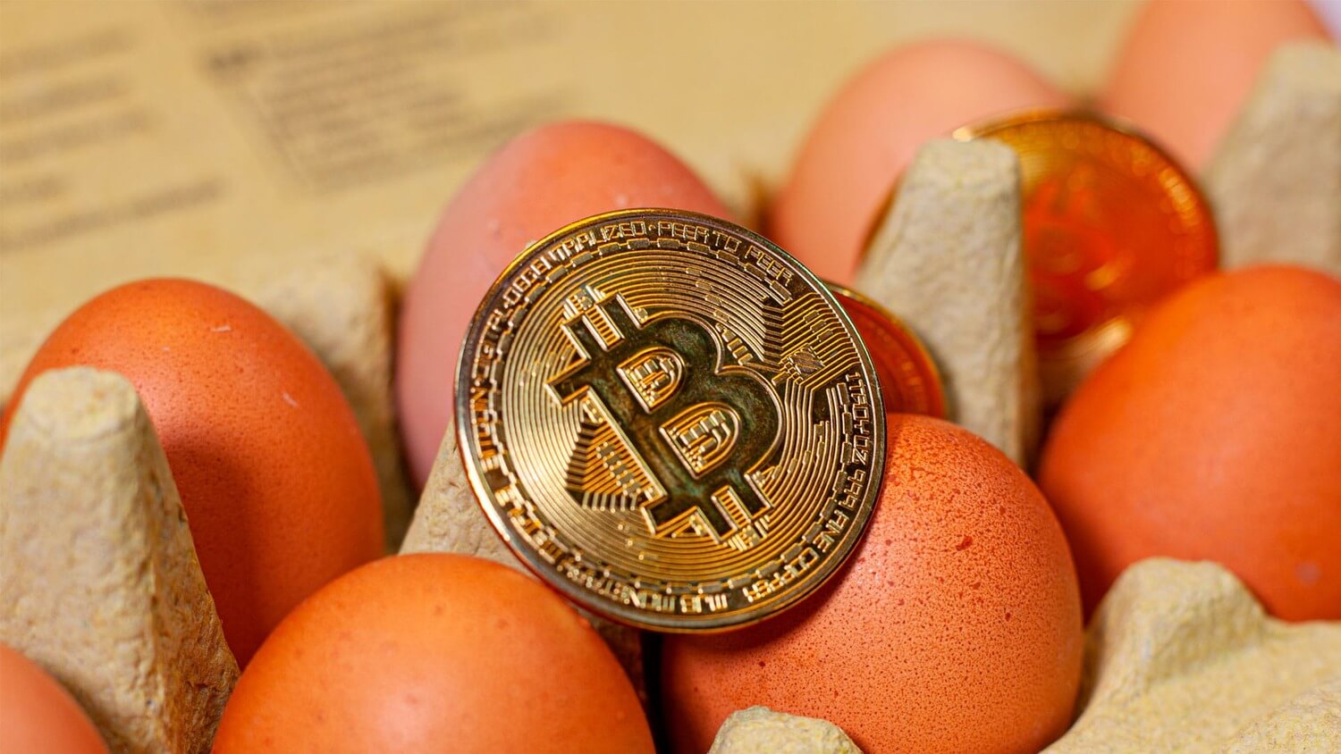 КРИПТОЖМЫХ / Цена яиц в Биткоине от банка, вывод крипты с PayPal и невероятная важность монет в мире. Банк показал цену яиц в Биткоине для его критики. Но любители криптовалют всё равно это оценили. Фото.
