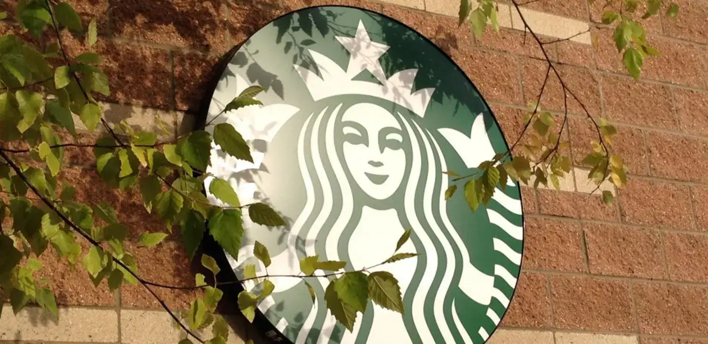 Зачем нужны NFT-токены? Starbucks тоже присоединяется к миру NFT. Фото.