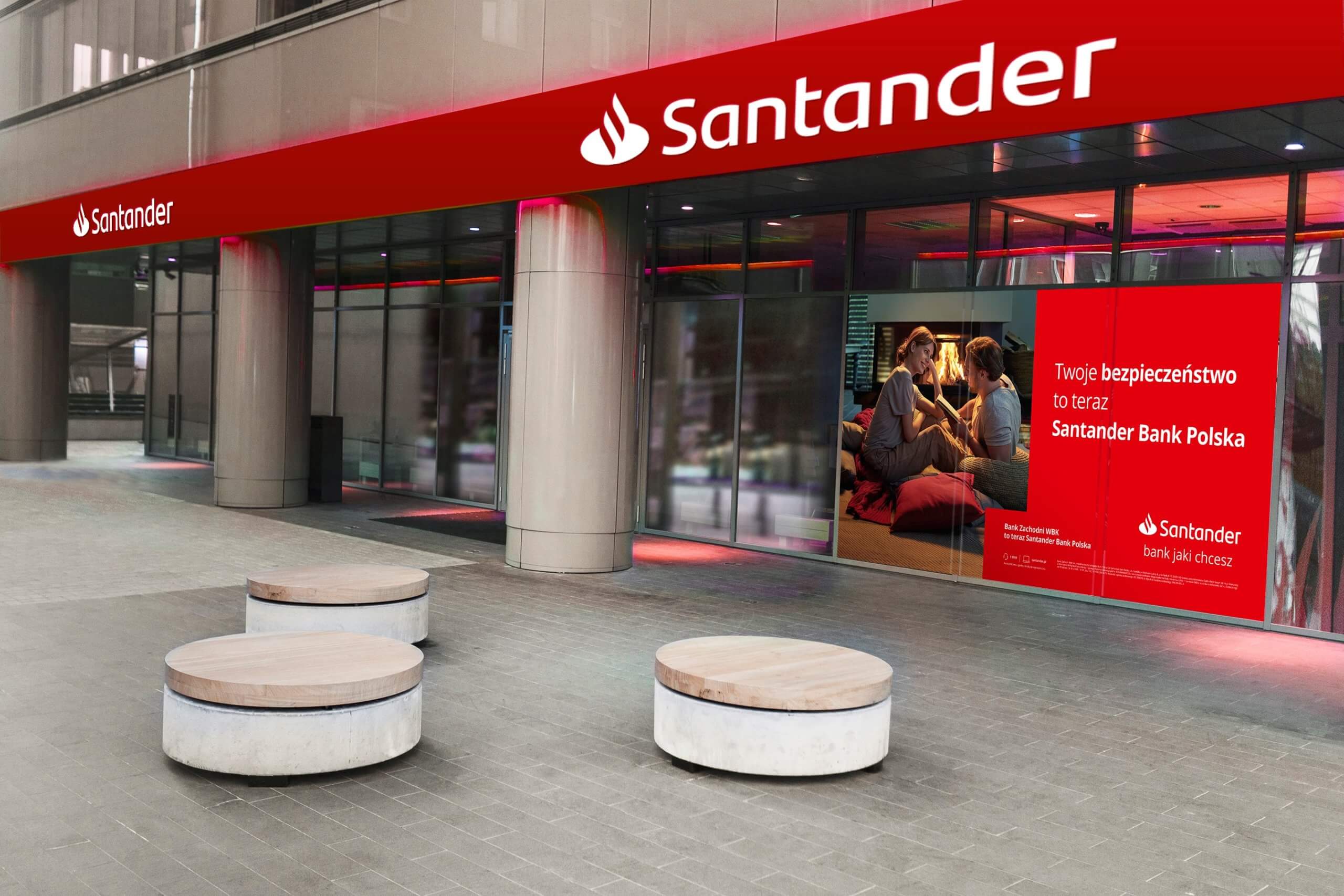 Когда нужно покупать криптовалюты. Банк Santander. Фото.