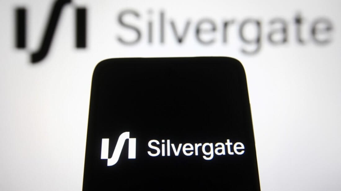 Главный криптовалютный банк Silvergate Bank сворачивает свою деятельность. Что это значит для рынка монет? Фото.