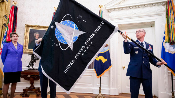 Майор Космических сил США заявил о важности технологии в основе Биткоина. Как она повысит обороноспособность страны? Фото.