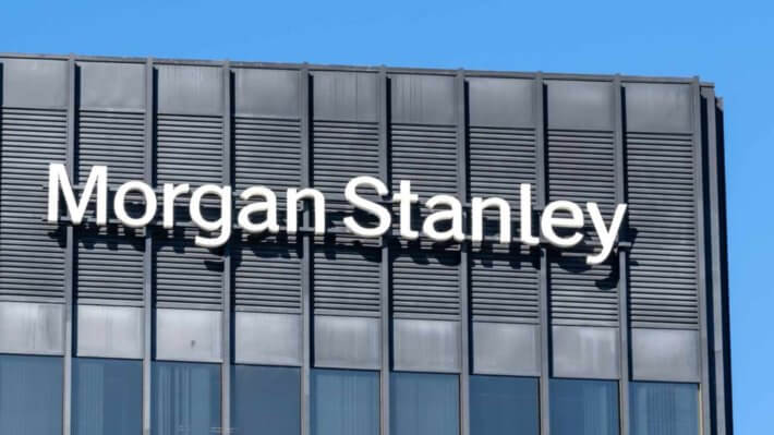 Morgan Stanley разрешит финансовым консультантам рекомендовать Биткоин-ETF инвесторам. Что это значит? Фото.