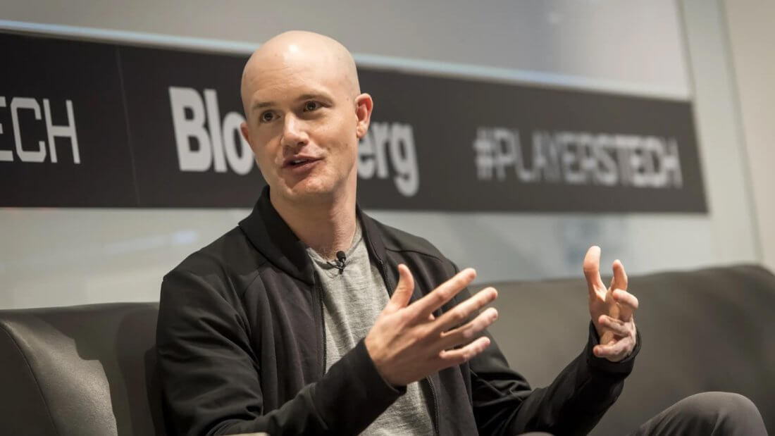 Криптобиржа Coinbase больше не сотрудничает с теми, кто нанял бывших сотрудников SEC. Почему? Фото.