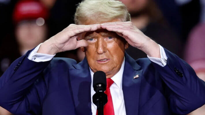 Новые тарифы Дональда Трампа дестабилизируют глобальную экономику. Почему это хороший знак для Биткоина? Фото.