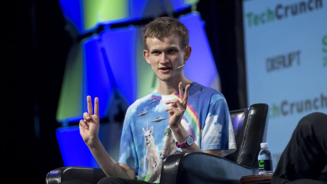 Создатель Эфириума Виталик Бутерин рассказал, сколько процентов его портфеля приходится на Биткоин. Фото.