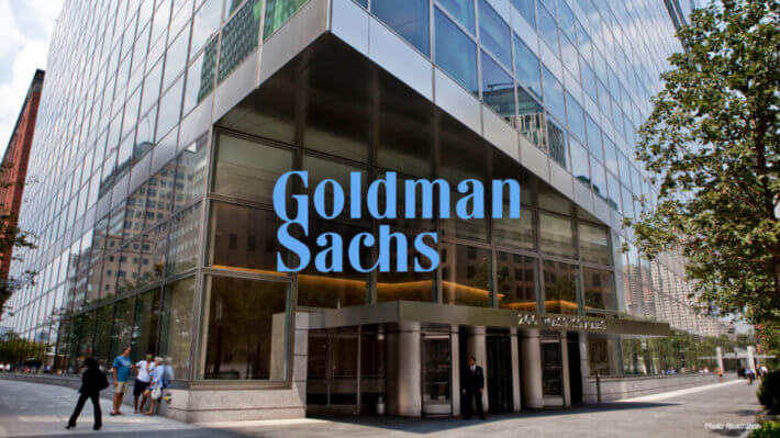 Банк Goldman Sachs впервые упомянул криптовалюты в ежегодном отчёте. Что это значит для цифровых активов? Фото.