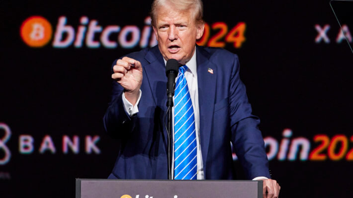 Дональд Трамп устранил последнюю глобальную угрозу для Биткоина. Что мешало крипторынку до этого? Фото.