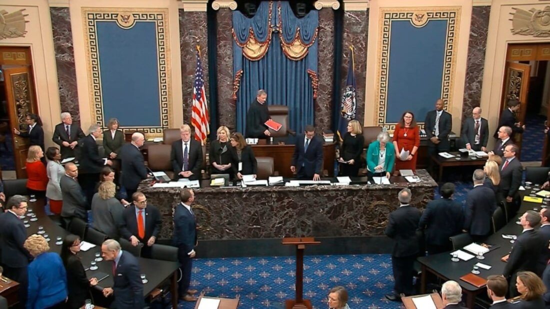Сенат США проголосовал за продвижение законопроекта о регулировании стейблкоинов. Что это значит? Фото.