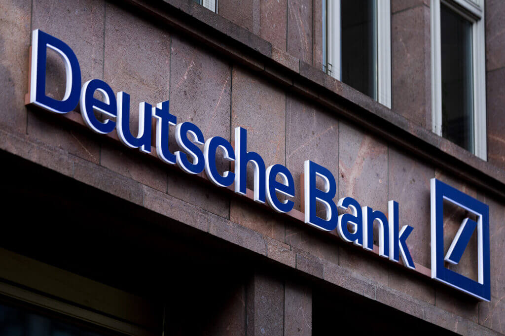Принятие крипты в Германии. Немецкий банк Deutsche Bank. Фото.