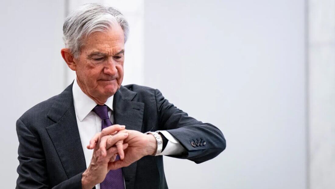 Криптотрейдеры ждут снижения ключевой ставки ФРС США сегодня вечером. Что происходит с рынком монет? Фото.