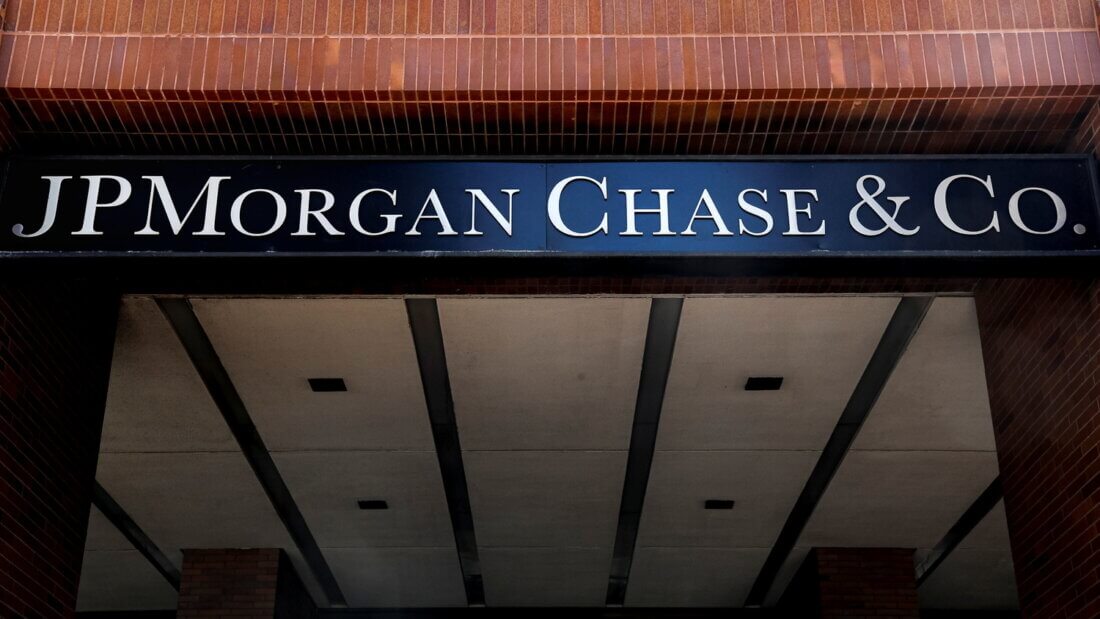 Банк JPMorgan разрешит использовать Биткоин и Эфириум в качестве залога по кредитам. Почему это важно? Фото.