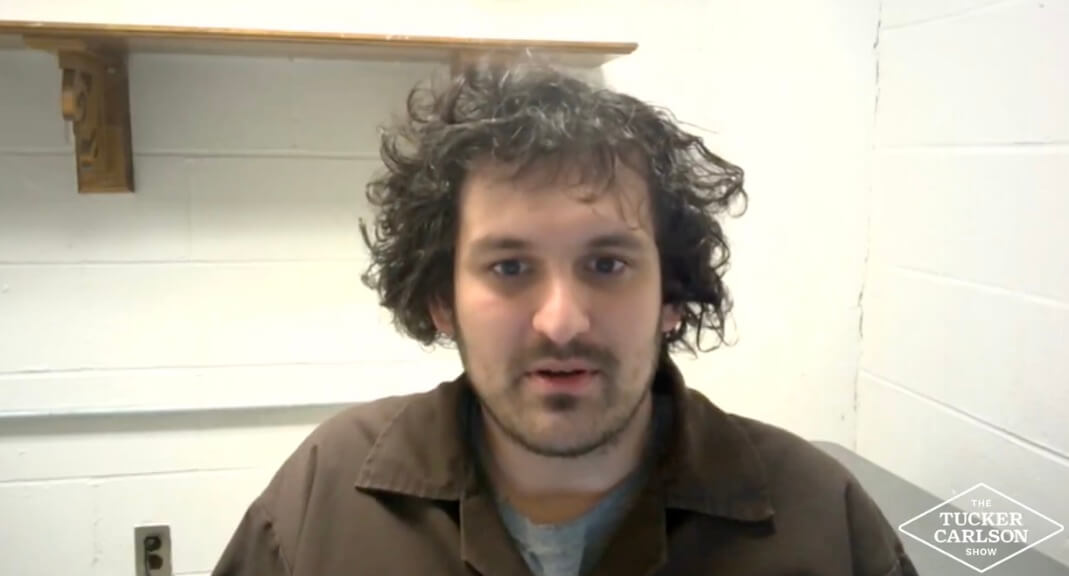 Детали обвала FTX. Бывший руководитель криптобиржи FTX Сэм Банкман-Фрид на интервью с Такером Карлсоном. Фото.