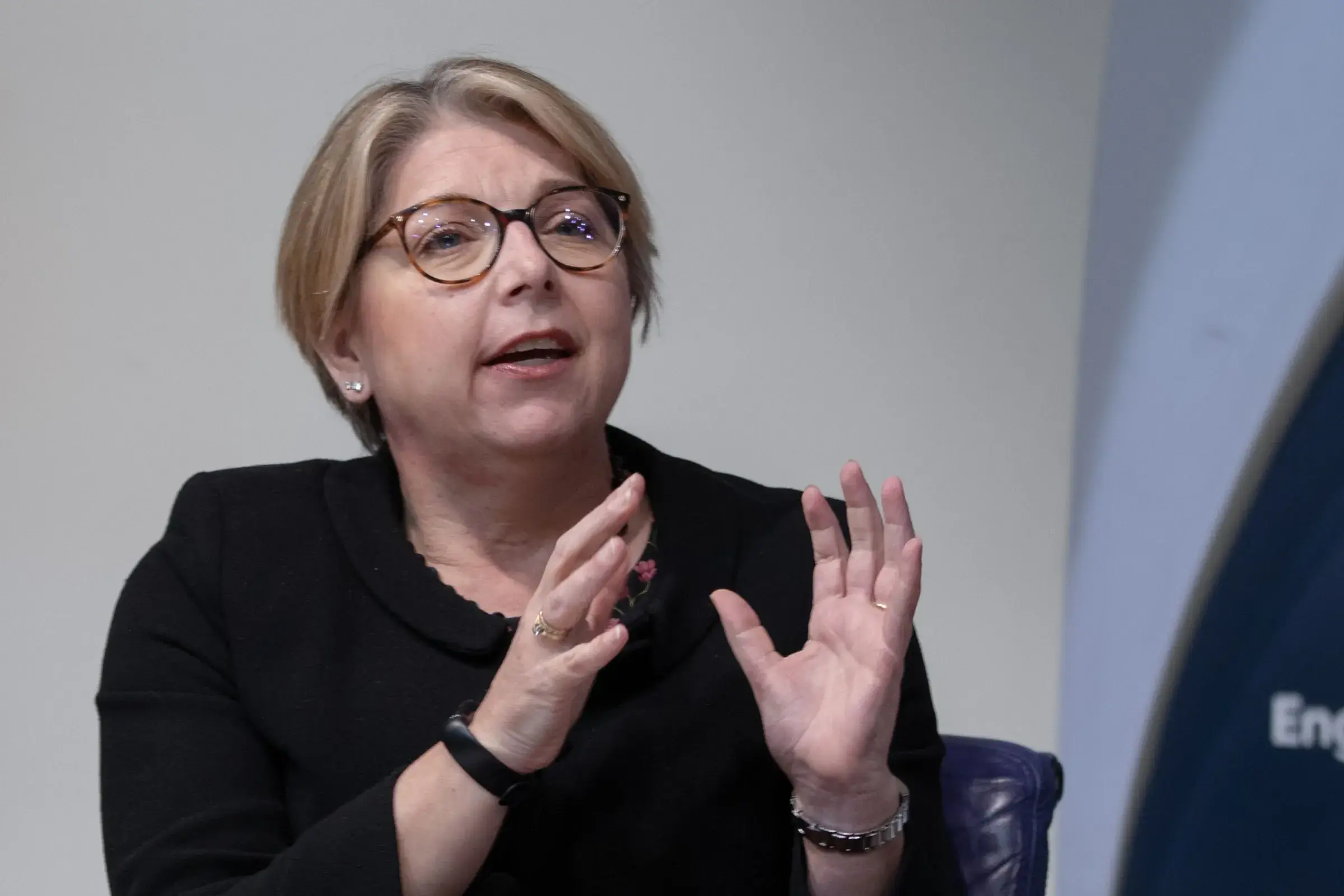 Регулирование крипты в Великобритании. Заместитель управляющего Банка Англии Сара Бриден. Регулирование крипты в Великобритании. Заместитель управляющего Банка Англии Сара Бриден. Фото.