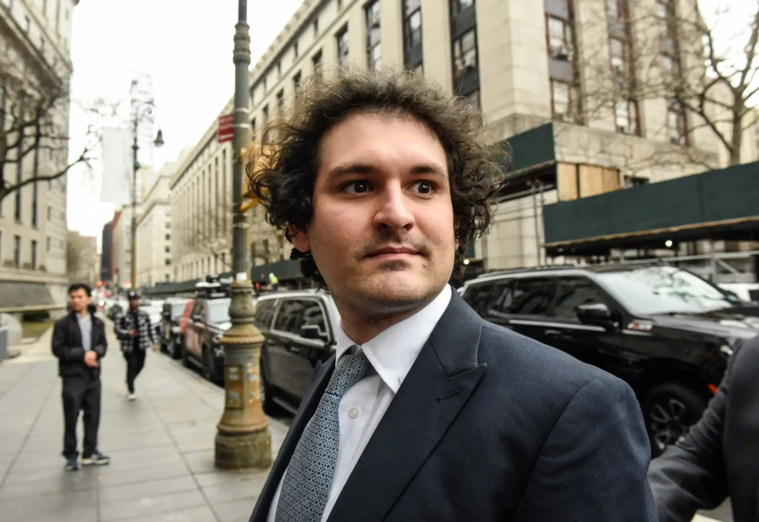 Роль CFTC в регулировании крипты. Бывший руководитель криптобиржи FTX Сэм Банкман-Фрид. Роль CFTC в регулировании крипты. Бывший руководитель криптобиржи FTX Сэм Банкман-Фрид. Фото.