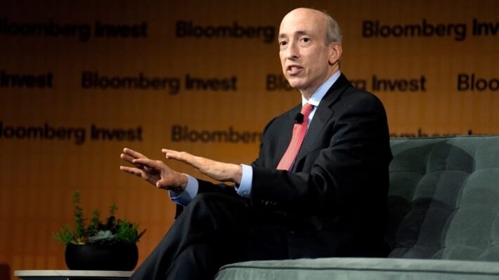 Бывший председатель SEC Гэри Генслер продолжает критиковать крипту. Что он сказал о монетах на этот раз? Бывший председатель SEC Гэри Генслер продолжает критиковать крипту. Что он сказал о монетах на этот раз? Фото.