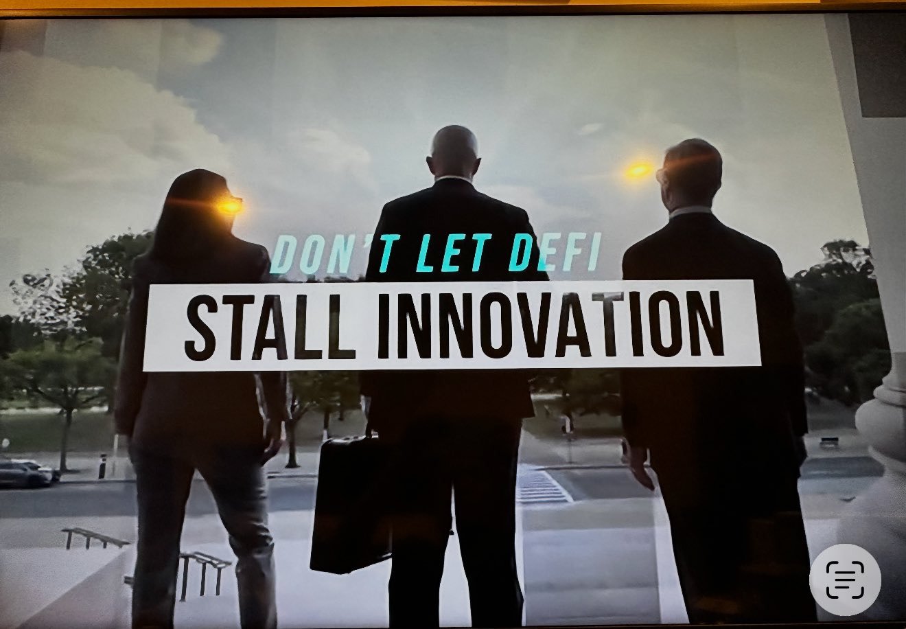 Регулирование DeFi и проблемы законодательства США. Реклама против законопроекта с нормами о сфере DeFi. Регулирование DeFi и проблемы законодательства США. Реклама против законопроекта с нормами о сфере DeFi. Фото.