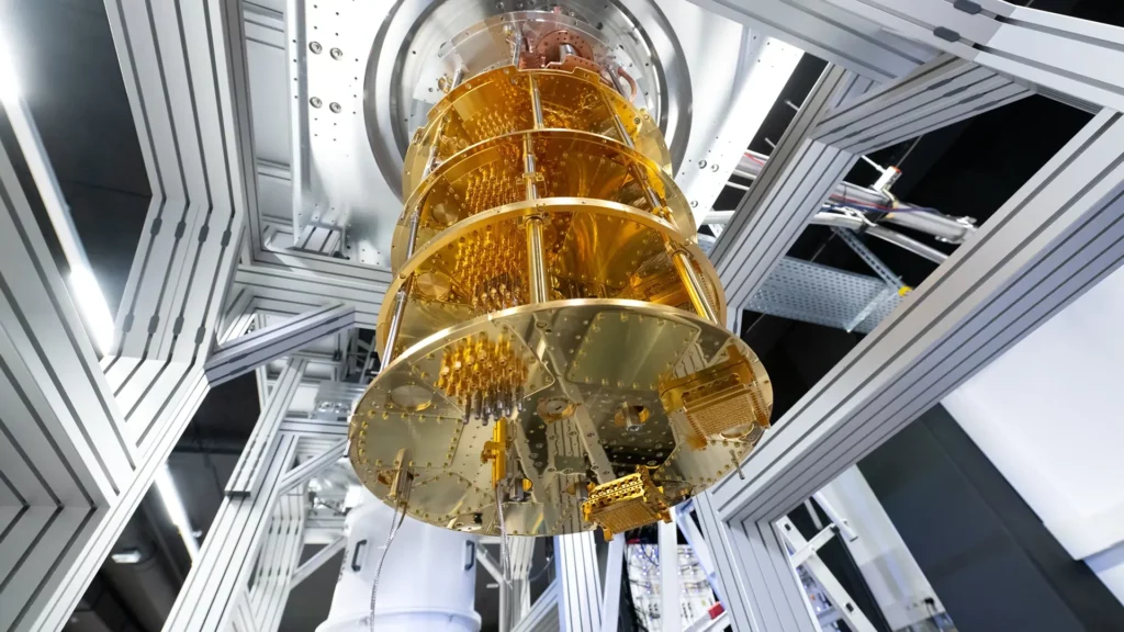 Квантовая угроза для Биткоина. Прототип квантового компьютера. Фото.