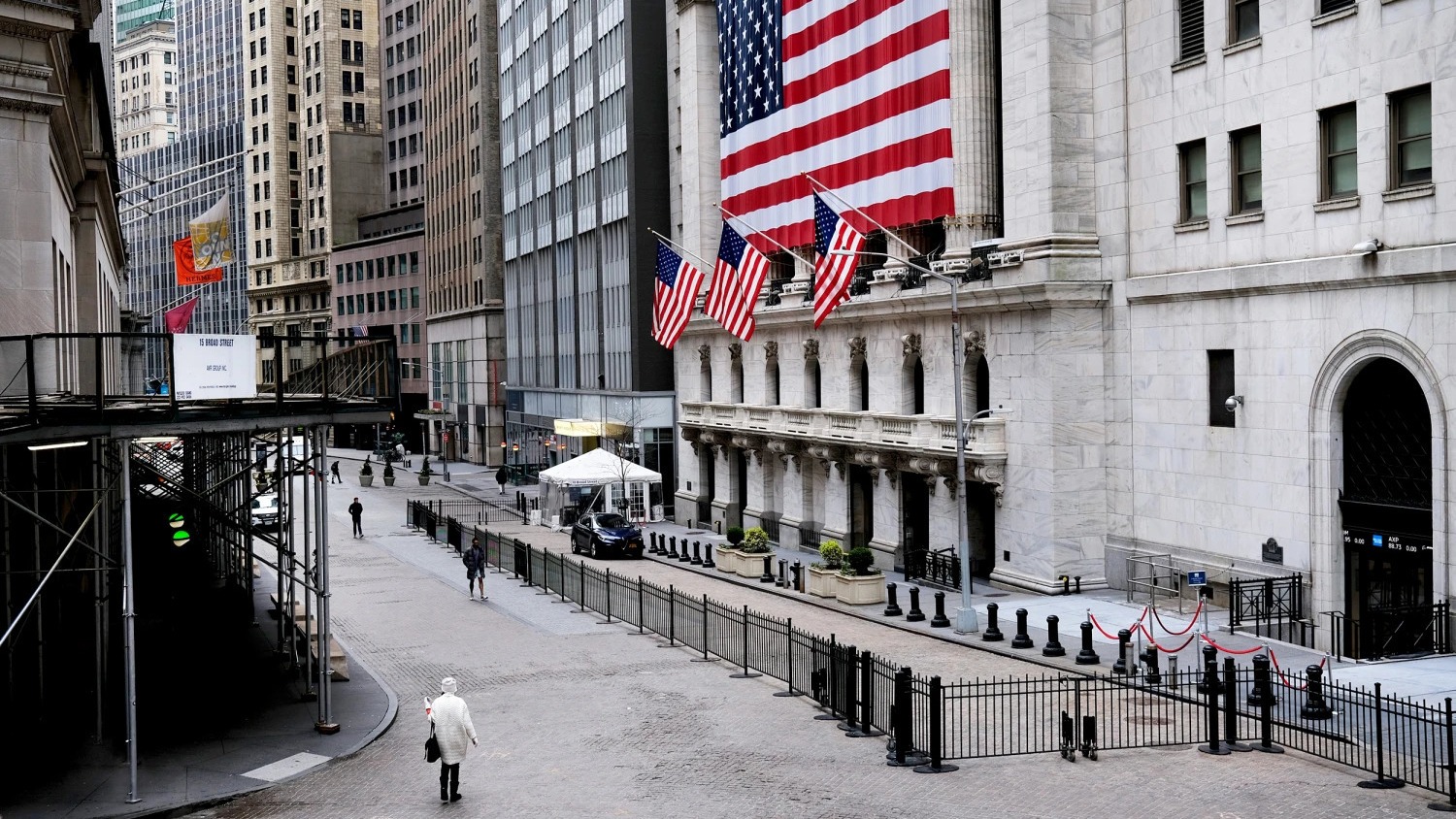 Манипуляции на Уолл-стрит: что на самом деле стоит за резким ростом Биткоина на этой неделе?