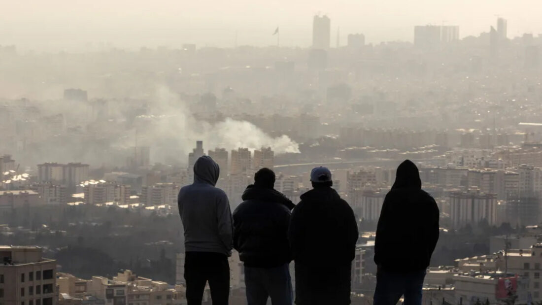 Скандал вокруг ставок на удар по Ирану. Как трейдеры Polymarket зарабатывают на войне? Фото.